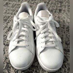 Adidas Tennis Shoes Women’s 7.5